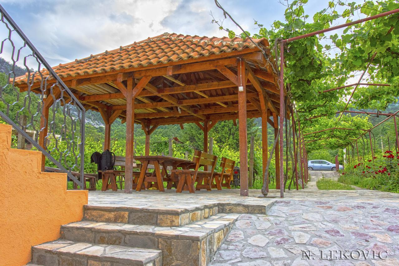 Guesthouse Bato Virpazar Exterior photo